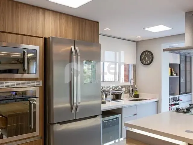 Cobertura / Penthouse com 250m² 3 quartos e 5 banheiros, à venda, no bairro Vila Romana em São Paulo