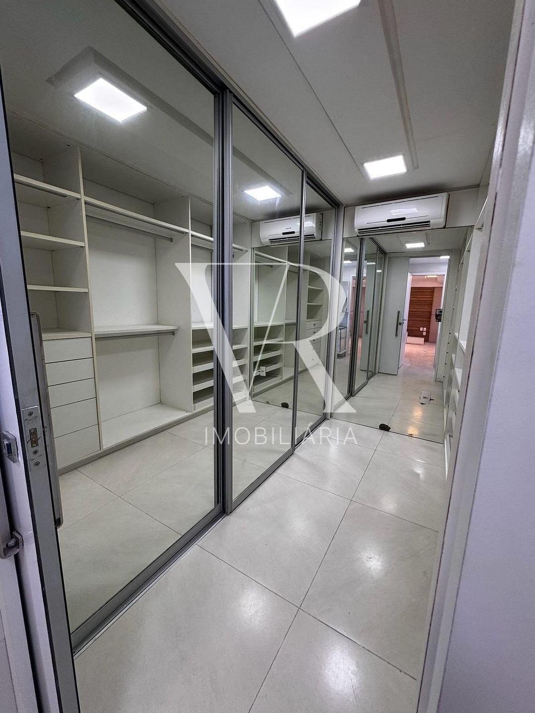 Cobertura à venda com 5 quartos, 426m² - Foto 14