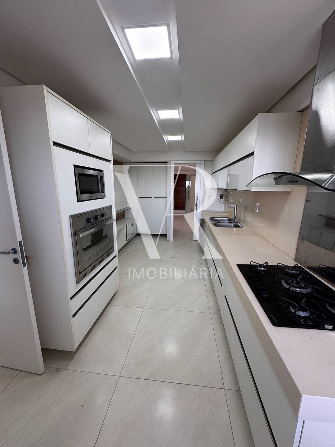 Cobertura à venda com 5 quartos, 426m² - Foto 12