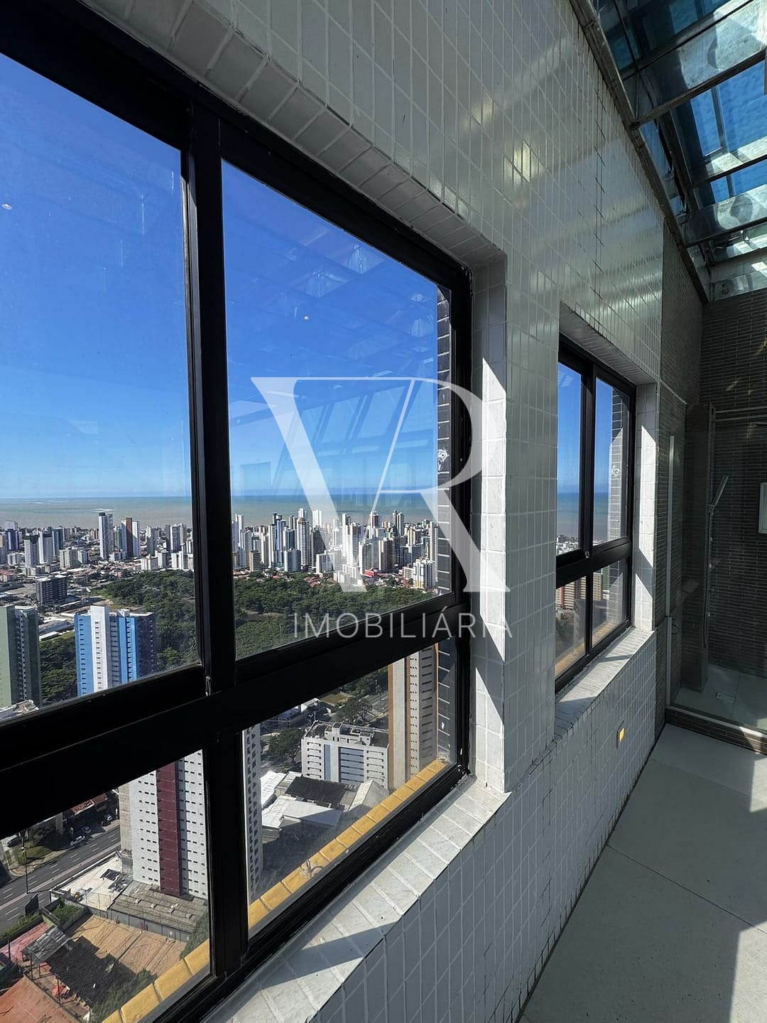 Cobertura à venda com 5 quartos, 426m² - Foto 3