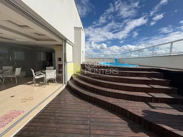 Cobertura / Penthouse com 360m² 3 quartos e 5 banheiros, à venda, no bairro Centro em Joinville