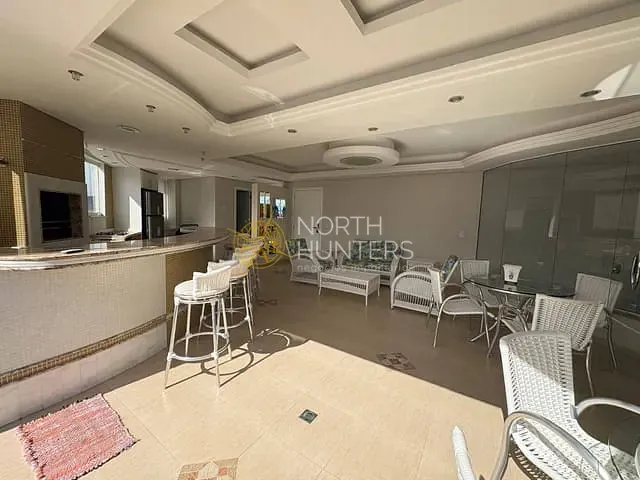 Cobertura / Penthouse com 360m² 3 quartos e 5 banheiros, à venda, no bairro Centro em Joinville