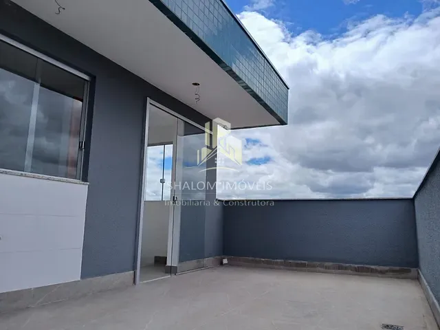 Cobertura / Penthouse 3 quartos e 2 banheiros, à venda, no bairro Candelária em Belo Horizonte