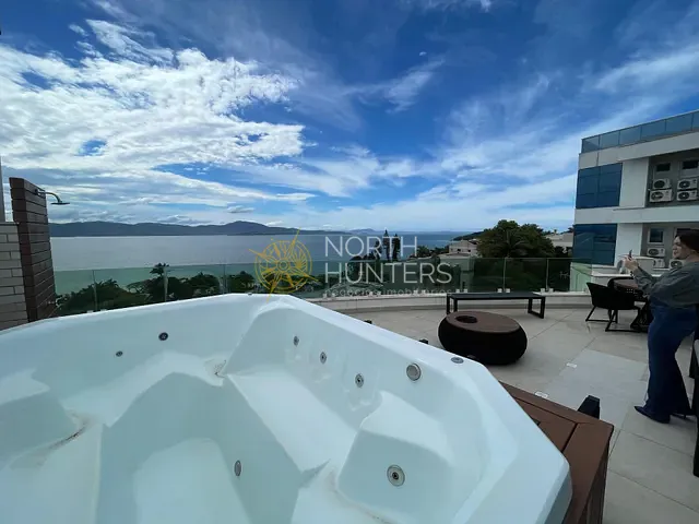 Cobertura / Penthouse com 535m² 4 quartos e 6 banheiros, à venda, no bairro canajure em Florianópolis