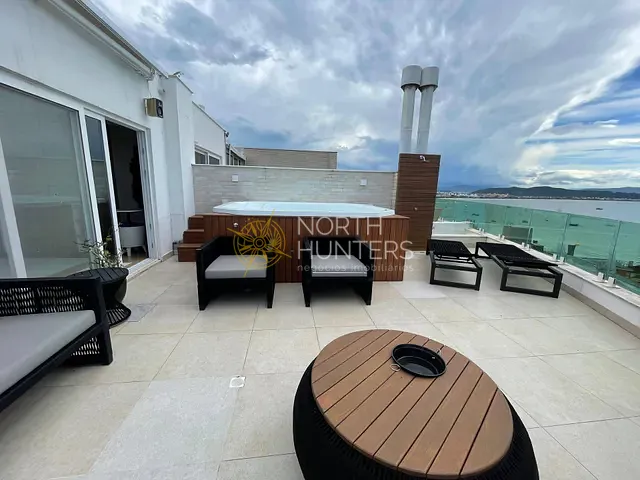 Cobertura / Penthouse com 535m² 4 quartos e 6 banheiros, à venda, no bairro canajure em Florianópolis
