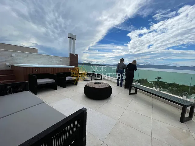 Cobertura / Penthouse com 535m² 4 quartos e 6 banheiros, à venda, no bairro canajure em Florianópolis