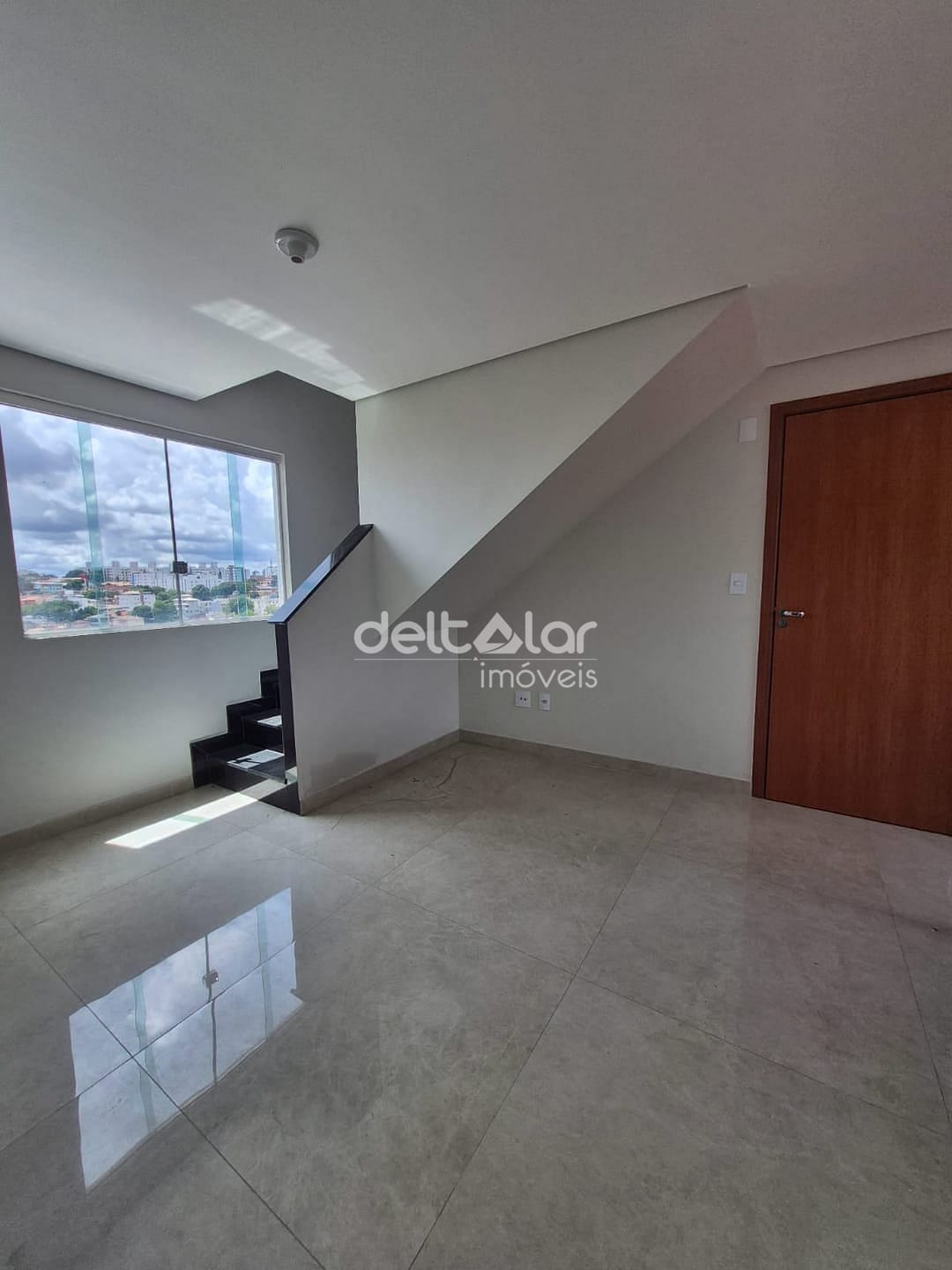 Cobertura à venda com 3 quartos, 60m² - Foto 2