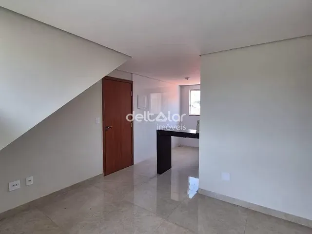 Cobertura / Penthouse com 120m² 3 quartos e 3 banheiros, à venda, no bairro Santa Mônica em Belo Horizonte