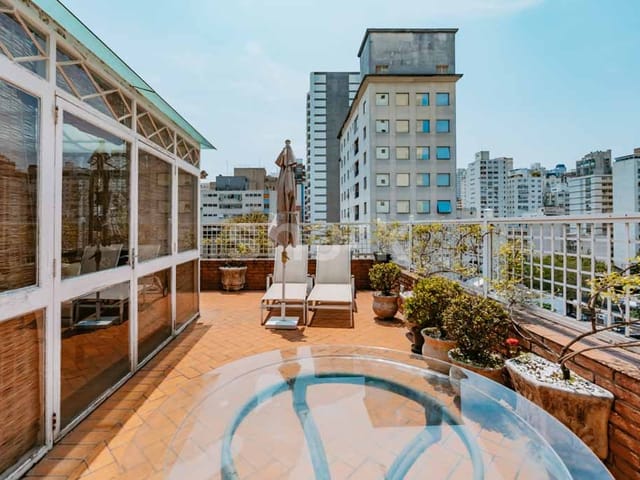 Cobertura / Penthouse com 326m² 2 quartos e 3 banheiros, à venda, no bairro Cerqueira César em São Paulo