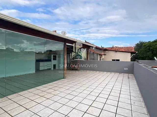 Cobertura / Penthouse com 140m² 3 quartos e 1 banheiro, à venda, no bairro Santa Mônica em Belo Horizonte