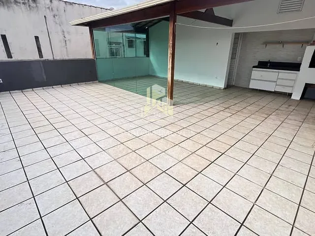 Cobertura / Penthouse com 140m² 3 quartos e 1 banheiro, à venda, no bairro Santa Mônica em Belo Horizonte