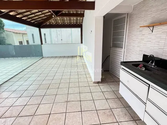 Cobertura / Penthouse com 140m² 3 quartos e 1 banheiro, à venda, no bairro Santa Mônica em Belo Horizonte