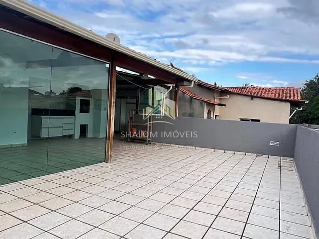 Cobertura / Penthouse com 140m² 3 quartos e 1 banheiro, à venda, no bairro Santa Mônica em Belo Horizonte