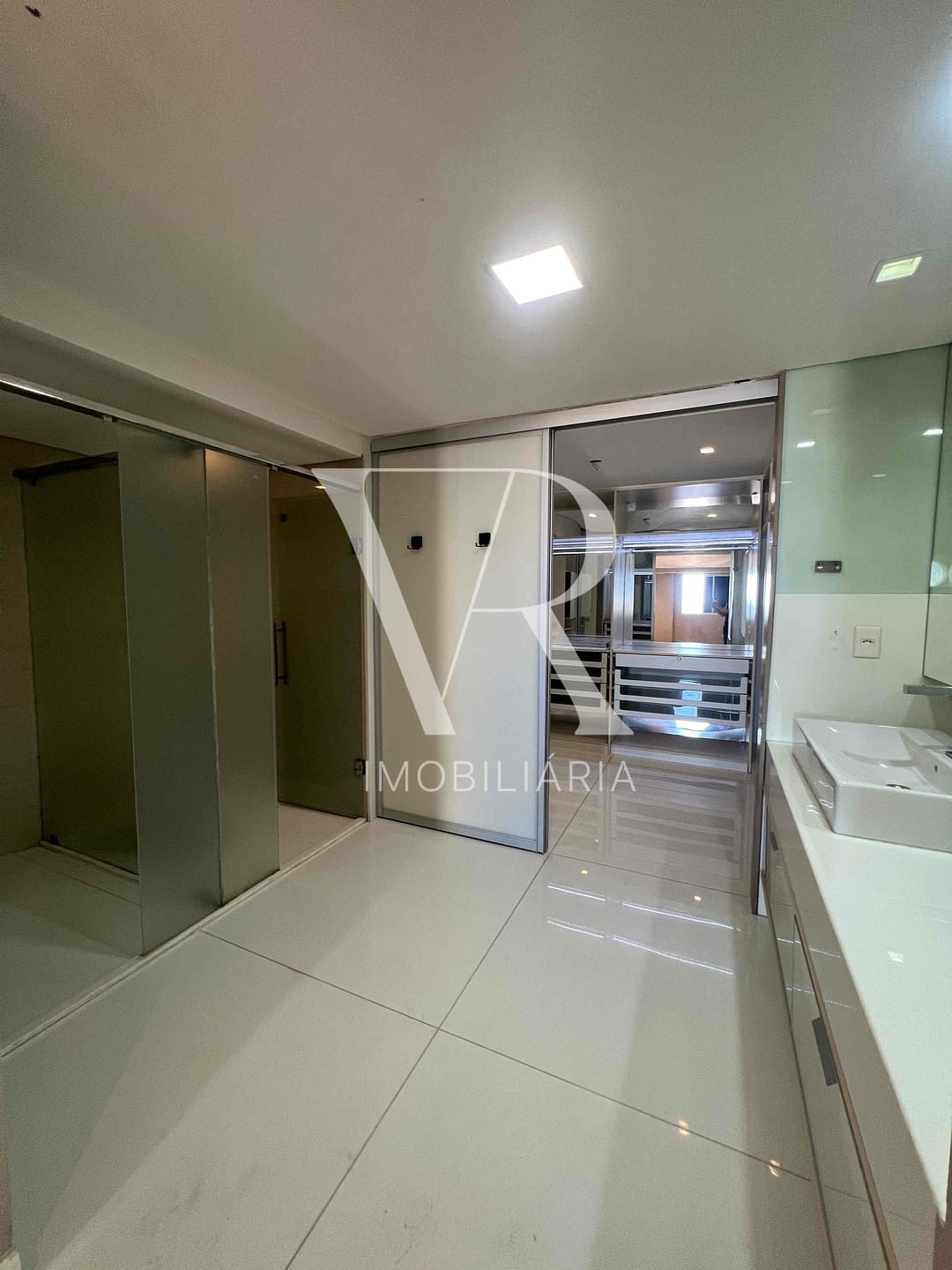 Cobertura para alugar com 3 quartos, 412m² - Foto 10