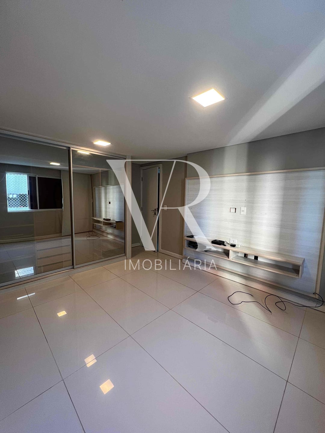 Cobertura para alugar com 3 quartos, 412m² - Foto 12