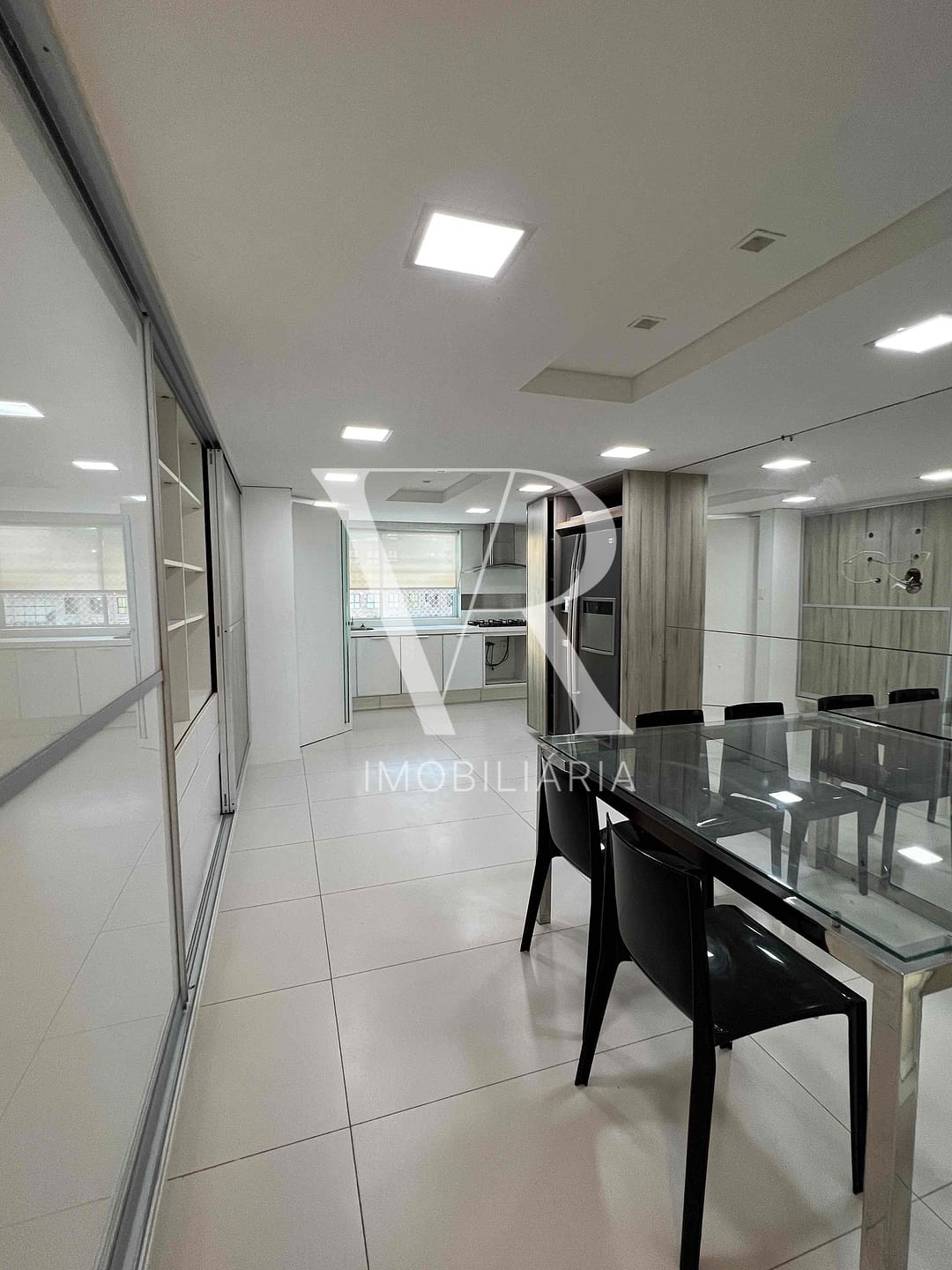 Cobertura para alugar com 3 quartos, 412m² - Foto 11