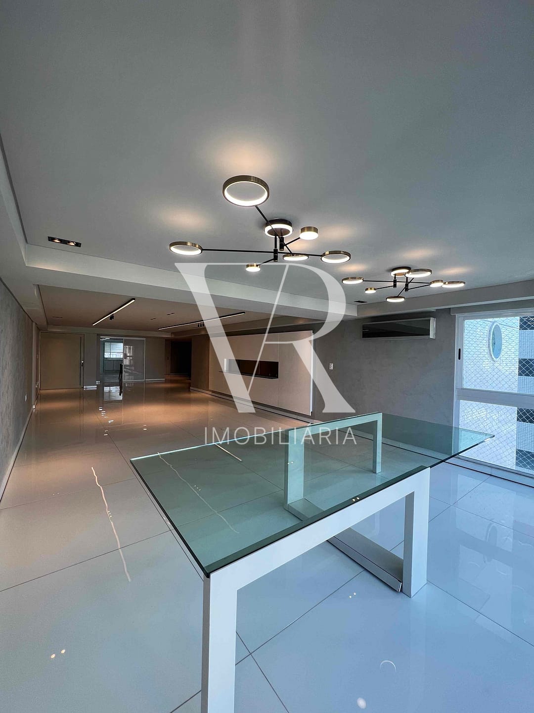 Cobertura para alugar com 3 quartos, 412m² - Foto 8