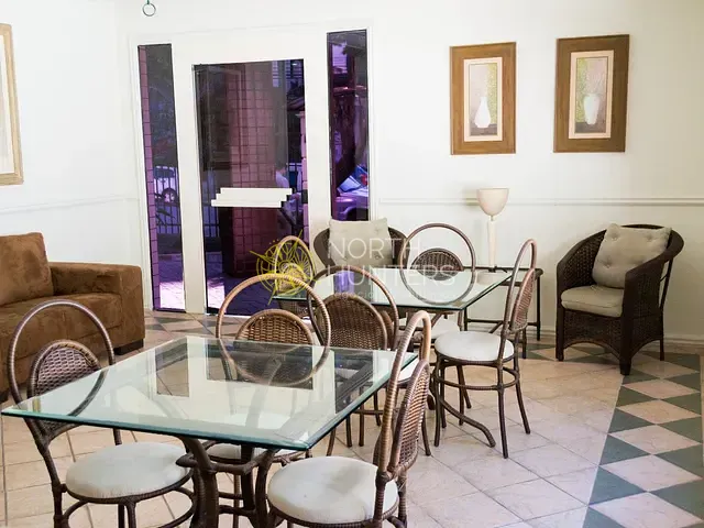 Cobertura / Penthouse com 277m² 3 quartos e 4 banheiros, à venda ou para alugar, no bairro América em Joinville