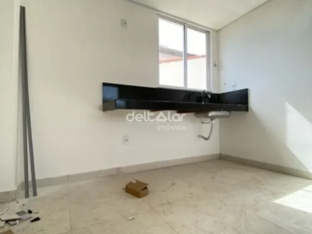 Cobertura / Penthouse 3 quartos e 2 banheiros, à venda, no bairro Santa Branca em Belo Horizonte