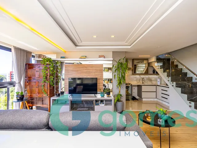 Cobertura / Penthouse 2 quartos e 4 banheiros, à venda, no bairro Boa Vista em Curitiba