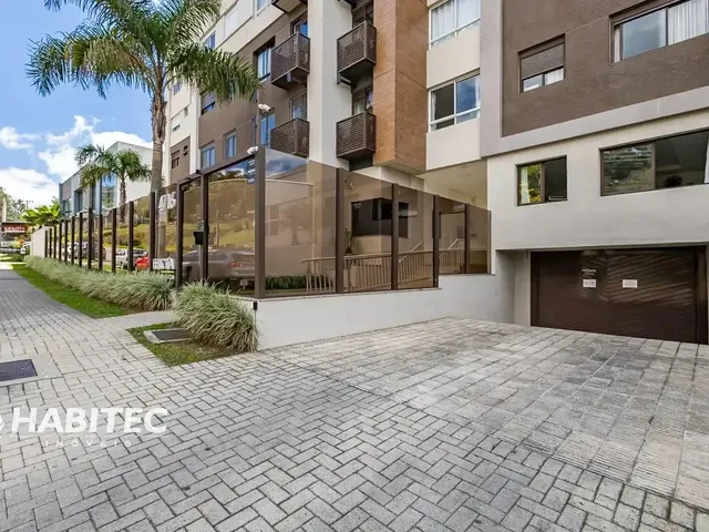 Cobertura / Penthouse 3 quartos e 3 banheiros, para alugar, no bairro Santa Felicidade em Curitiba