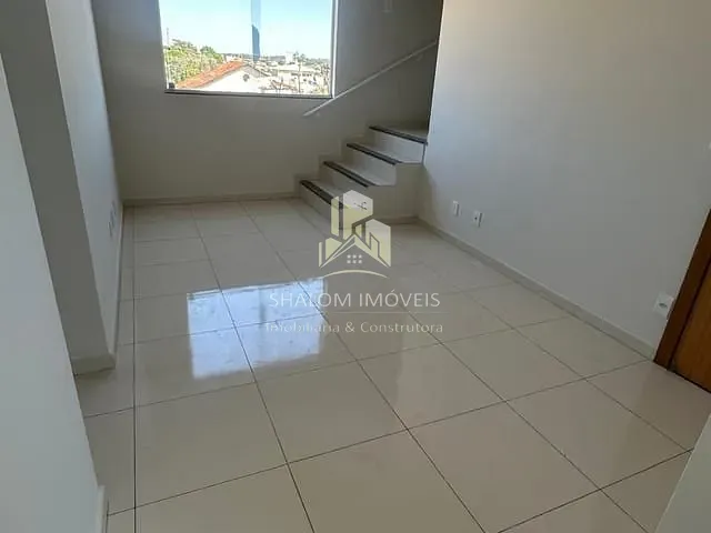 Cobertura / Penthouse 2 quartos e 1 banheiro, à venda, no bairro Nacional em Contagem