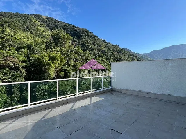 Cobertura / Penthouse com 166m² 3 quartos e 2 banheiros, à venda, no bairro Cidade Jardim em Caraguatatuba
