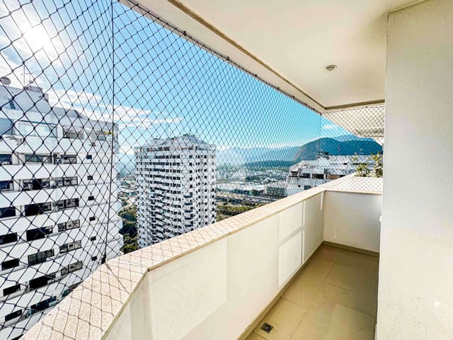 Cobertura / Penthouse 2 quartos e 3 banheiros, à venda, no bairro Barra da Tijuca em Rio de Janeiro