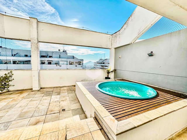 Cobertura / Penthouse 2 quartos e 3 banheiros, à venda, no bairro Barra da Tijuca em Rio de Janeiro