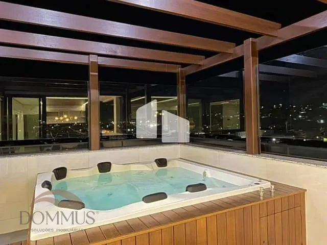 Cobertura / Penthouse com 256m² 3 quartos e 4 banheiros, à venda, no bairro Caravelas em Ipatinga