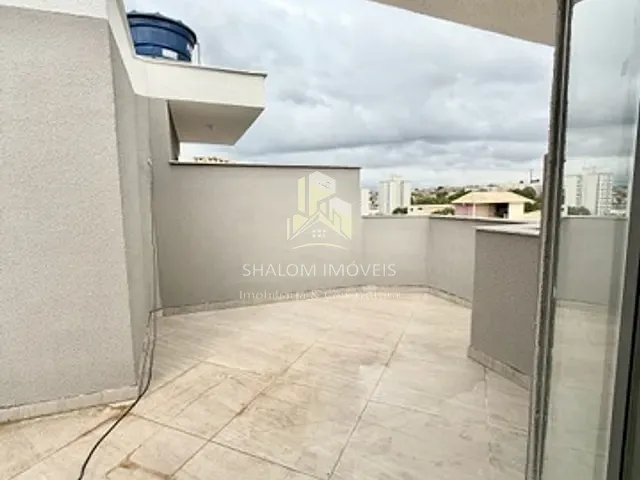 Cobertura / Penthouse 2 quartos e 2 banheiros, à venda, no bairro Parque Xangri-Lá em Contagem