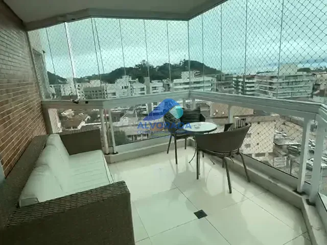 Cobertura / Penthouse 4 quartos e 2 banheiros, para alugar, no bairro Itaguá em Ubatuba