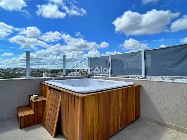 Cobertura / Penthouse com 155m² 3 quartos e 3 banheiros, à venda, no bairro Santa Mônica em Belo Horizonte