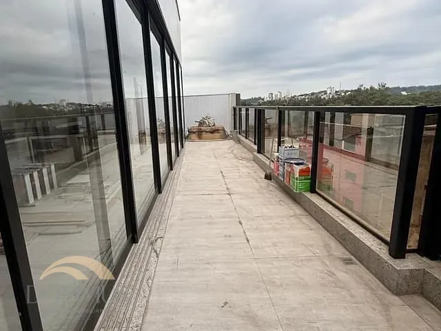 Cobertura / Penthouse 4 quartos e 3 banheiros, à venda, no bairro Horto em Ipatinga