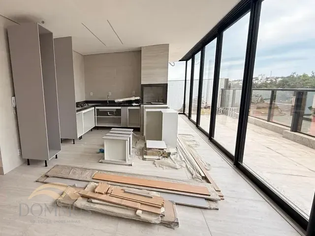Cobertura / Penthouse 4 quartos e 3 banheiros, à venda, no bairro Horto em Ipatinga
