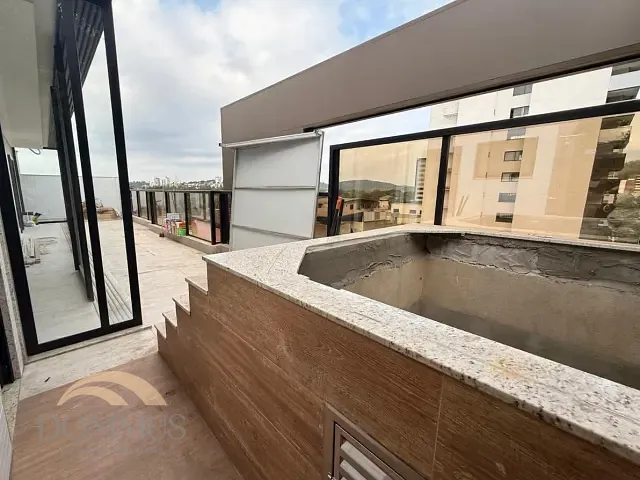 Cobertura / Penthouse 4 quartos e 3 banheiros, à venda, no bairro Horto em Ipatinga