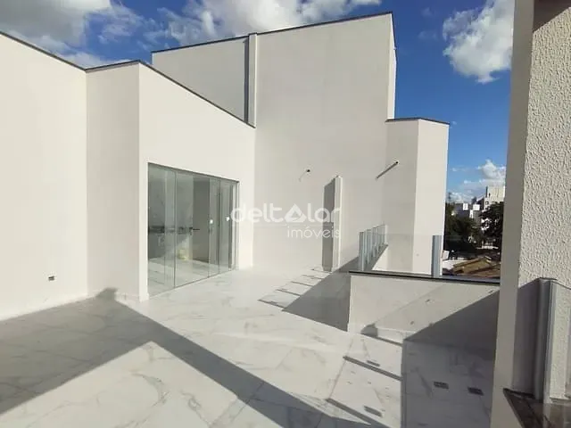 Cobertura / Penthouse com 108m² 2 quartos e 1 banheiro, à venda, no bairro Santa Mônica em Belo Horizonte