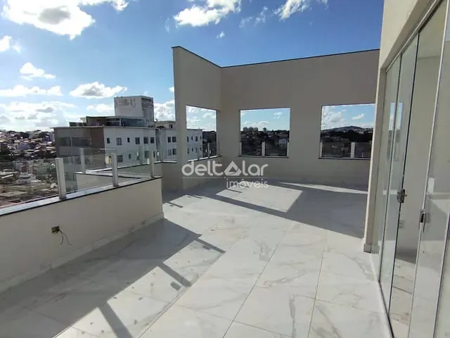 Cobertura / Penthouse com 108m² 2 quartos e 1 banheiro, à venda, no bairro Santa Mônica em Belo Horizonte