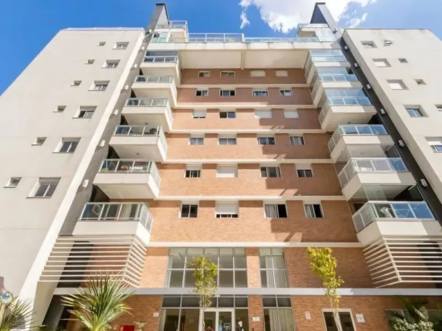 Cobertura / Penthouse 3 quartos e 2 banheiros, para alugar, no bairro Bacacheri em Curitiba