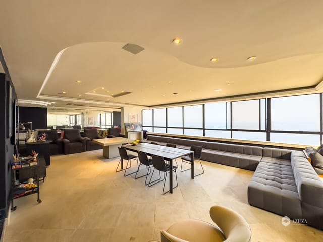 Cobertura / Penthouse com 575m² 4 quartos e 5 banheiros, à venda, no bairro Copacabana em Rio de Janeiro