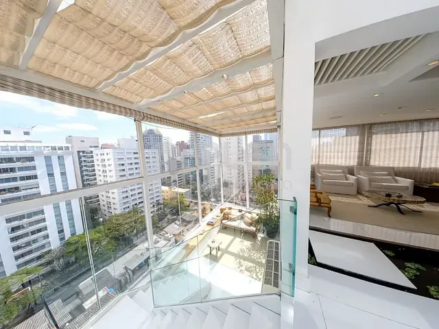Cobertura / Penthouse 4 quartos e 5 banheiros, à venda, no bairro Vila Nova Conceição em São Paulo