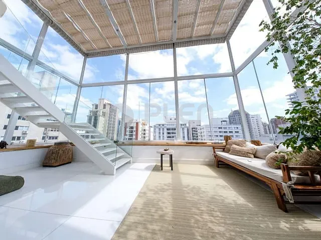 Cobertura / Penthouse 4 quartos e 5 banheiros, à venda, no bairro Vila Nova Conceição em São Paulo