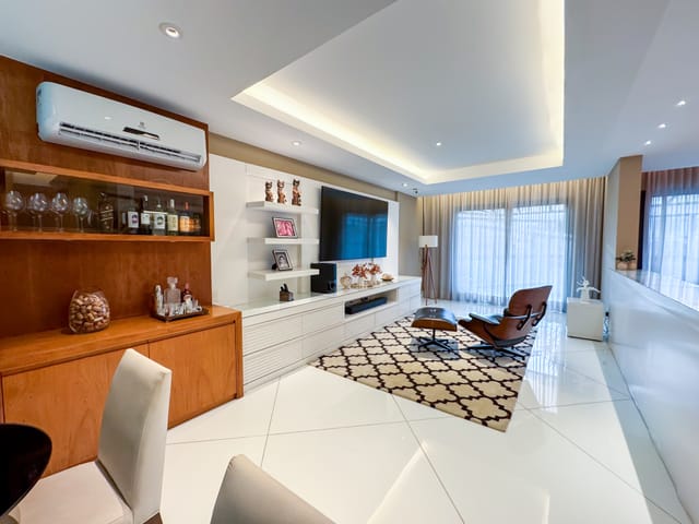 Cobertura / Penthouse com 219m² 4 quartos e 6 banheiros, à venda, no bairro Recreio dos Bandeirantes em Rio de Janeiro