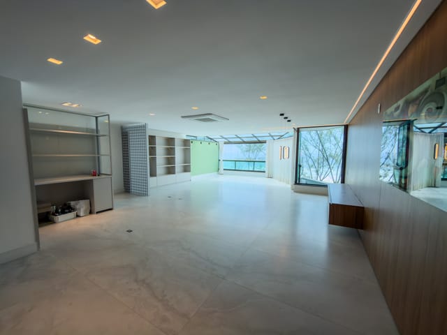 Cobertura / Penthouse com 400m² 4 quartos e 5 banheiros, à venda, no bairro Recreio dos Bandeirantes em Rio de Janeiro