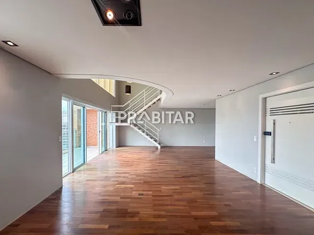 Cobertura / Penthouse 3 quartos e 3 banheiros, para alugar, no bairro Vila Leopoldina em Rua Carlos Weber
