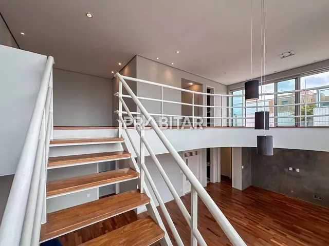 Cobertura / Penthouse 3 quartos e 3 banheiros, para alugar, no bairro Vila Leopoldina em Rua Carlos Weber