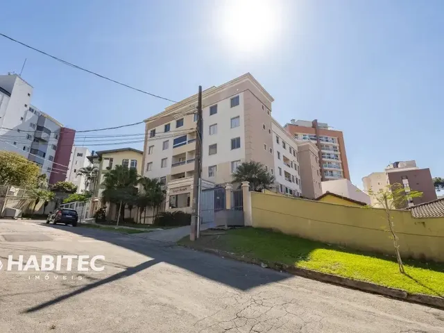 Cobertura / Penthouse 3 quartos e 2 banheiros, à venda, no bairro Cabral em Curitiba