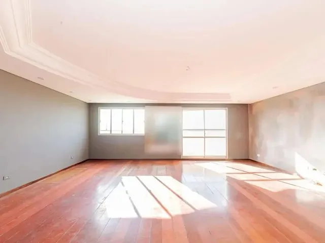 Cobertura / Penthouse 4 quartos e 5 banheiros, à venda, no bairro Água Verde em Curitiba