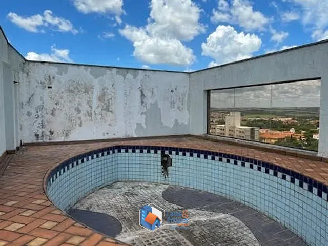 Cobertura / Penthouse com 498m² 4 quartos e 6 banheiros, à venda, no bairro Centro em Tatuí