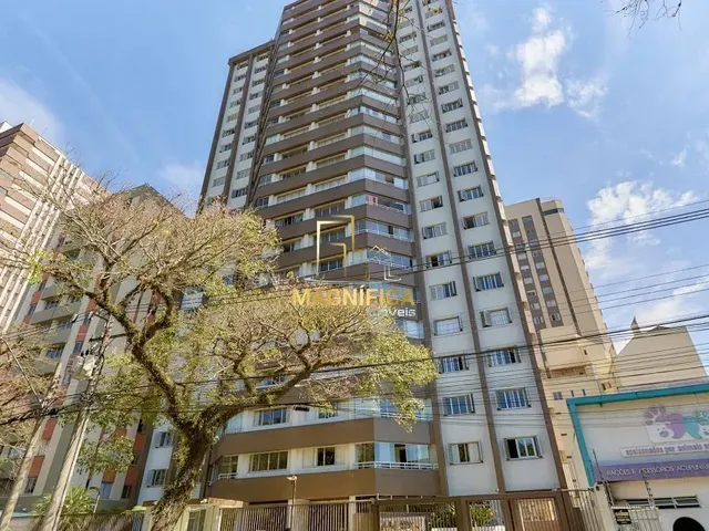 Cobertura / Penthouse 4 quartos e 6 banheiros, à venda, no bairro Cristo Rei em Curitiba